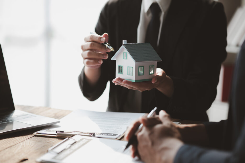 Vendre avec un PTZ : obligations, transfert et démarches complètes en 2026