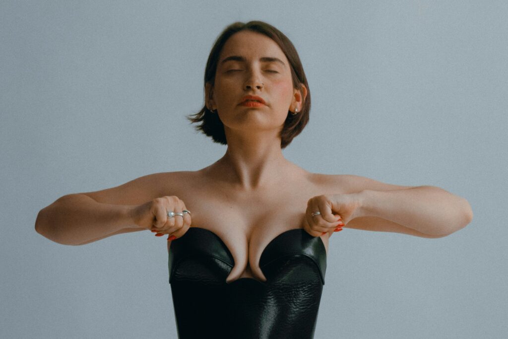 Augmentation mammaire naturelle : l’alternative pour éviter la chirurgie ?