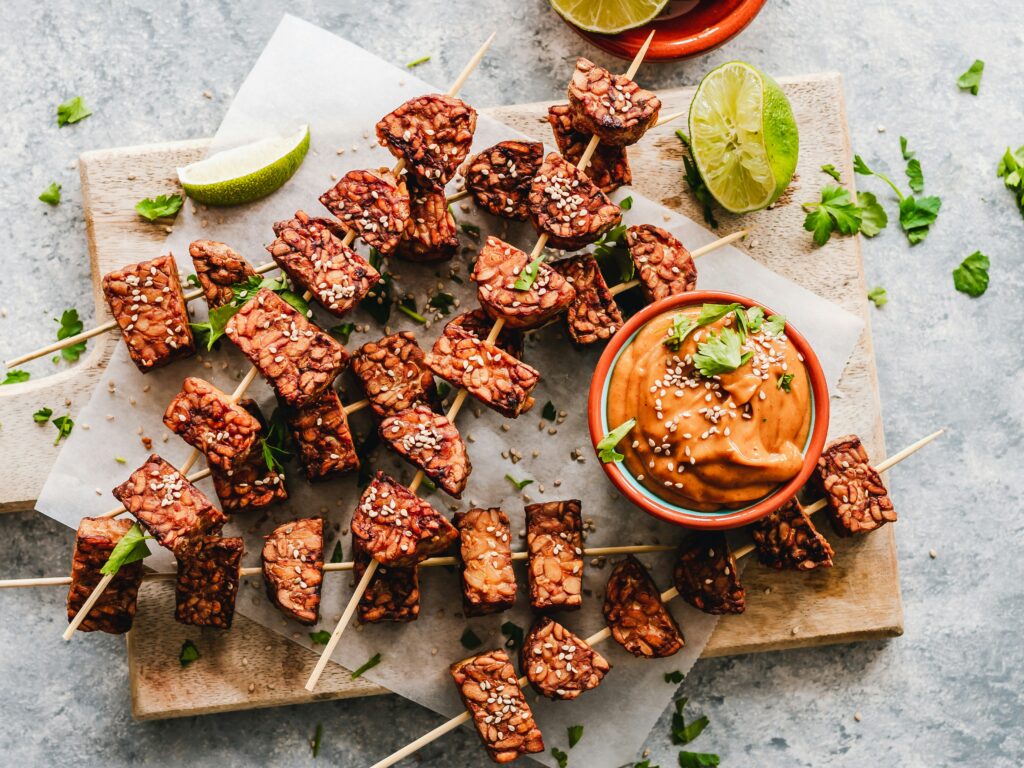 15 idées de recettes de brochettes apéro à faire la veille