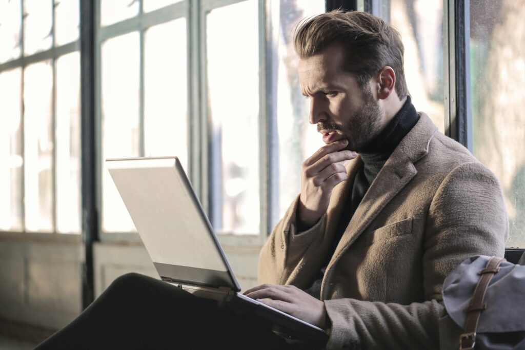 SASU ou micro-entreprise : quelle structure choisir pour se lancer ?